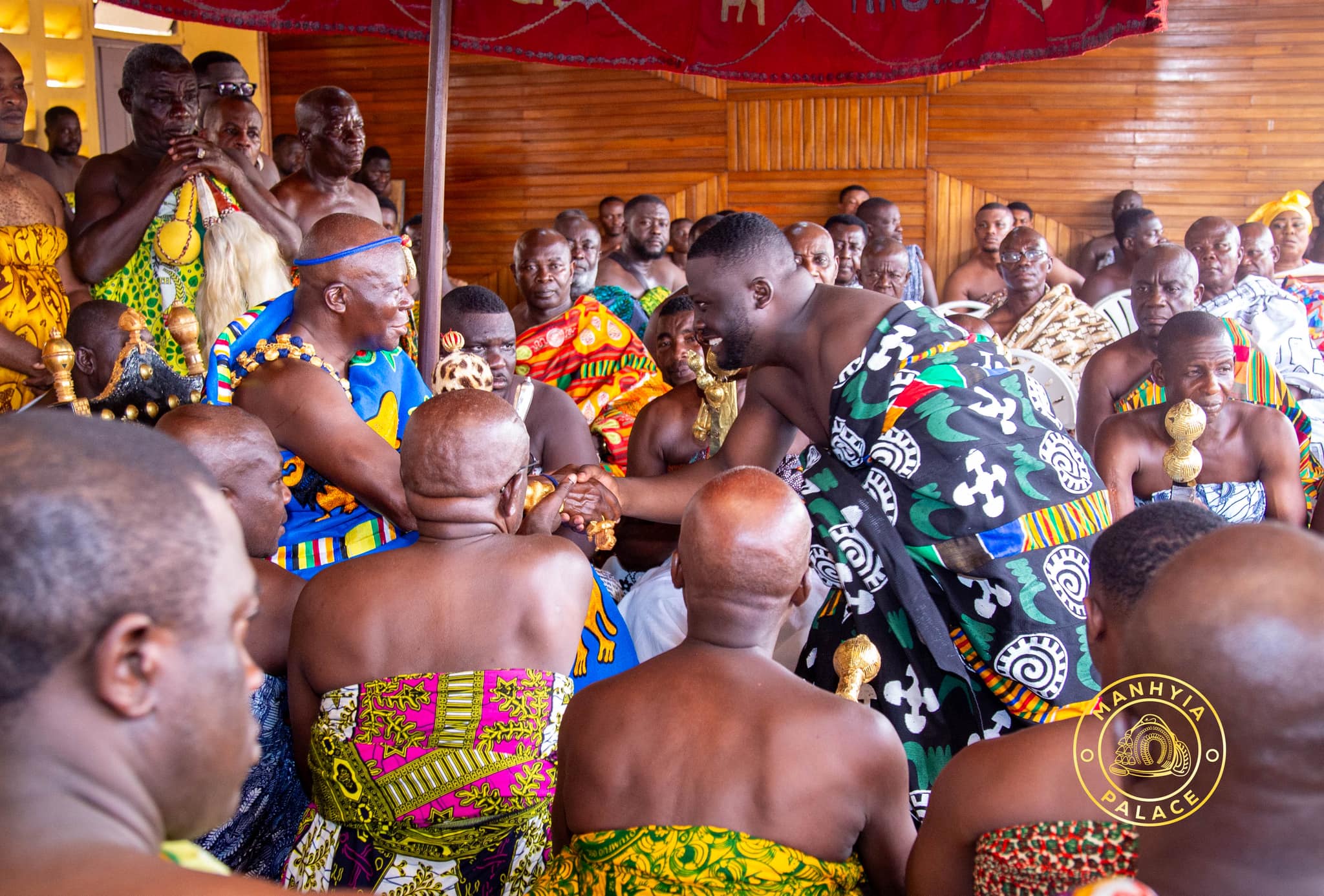 Ashanti Regional Minister Dr. Frank Amoakohene briefs Asantehene on government interventions during Akwasidae